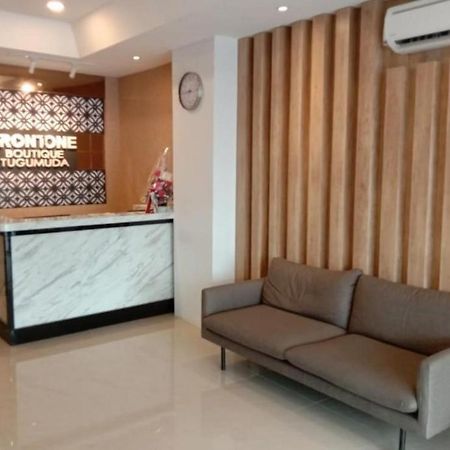 ホテル Front One Boutique Tugu Muda スマラン エクステリア 写真